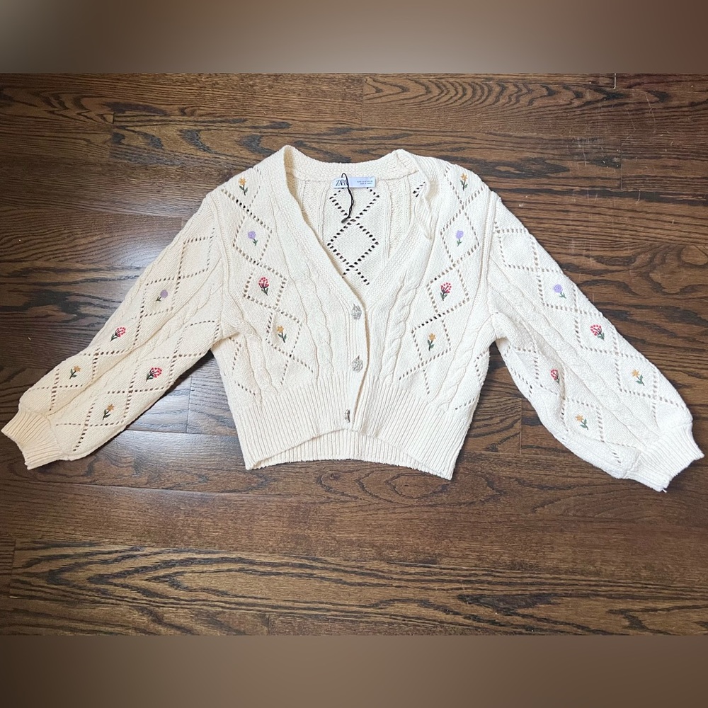 Zara ~ Cardigan
